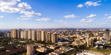 Ribeirão Preto, SP - Créditos: depositphotos.com / gustavofrazao