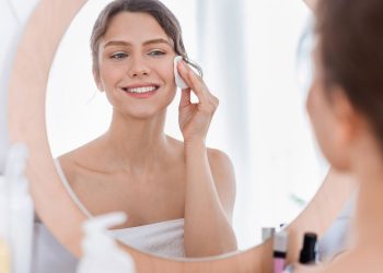 Skincare - Créditos: depositphotos.com / Milkos