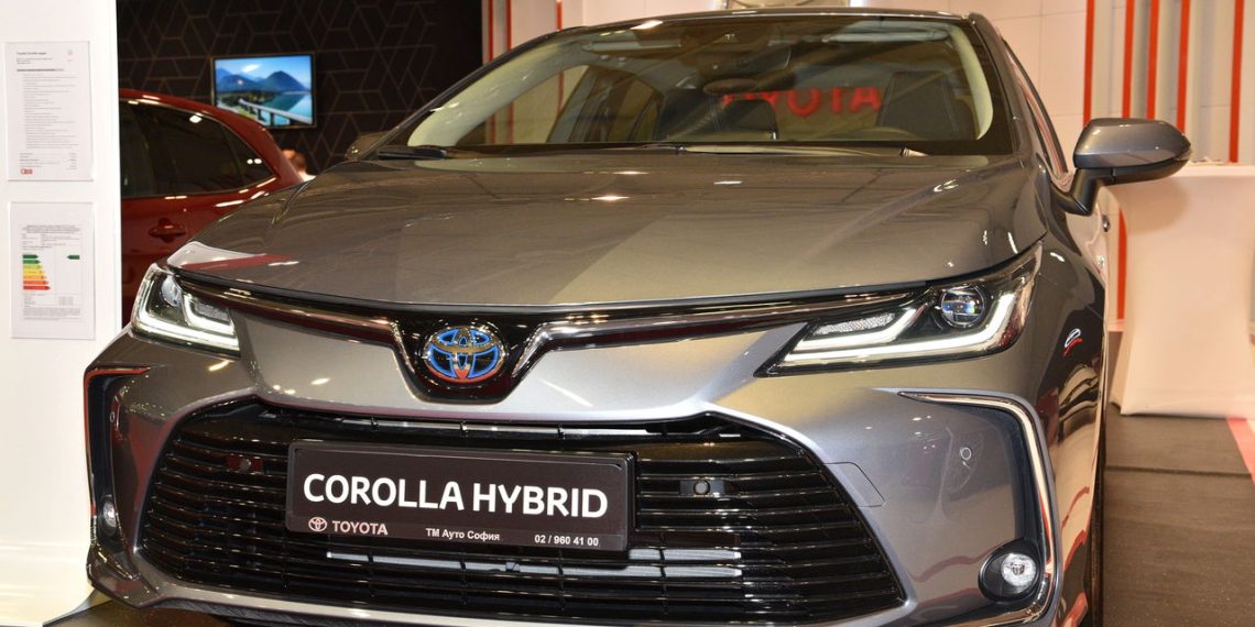 Toyota Corolla Hybrid - Créditos: depositphotos.com / autodatanet