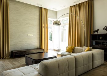 Cortinas - Créditos: depositphotos.com / Y-Boychenko