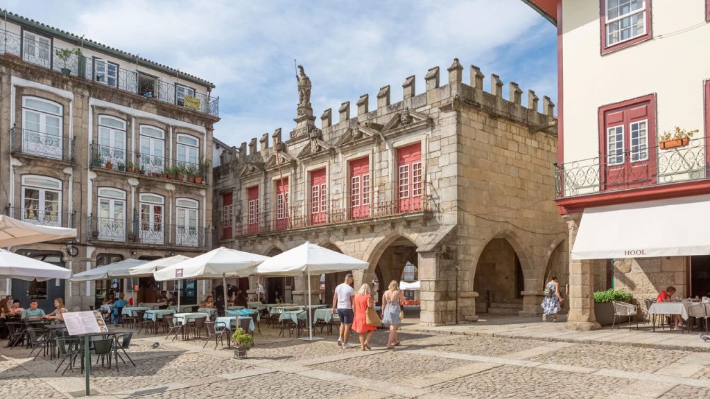 Guimarães, Portugal - Créditos: depositphotos.com / arq.nuno.miguel.almeida@gmail.com