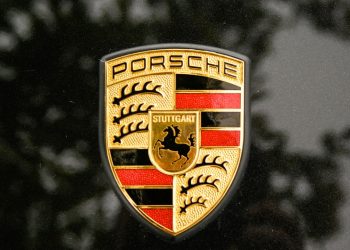 Logo Porsche - Créditos: depositphotos.com / Blackfarm