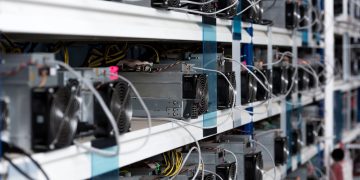 Fontes de alimentação - Créditos: depositphotos.com / IgorVetushko