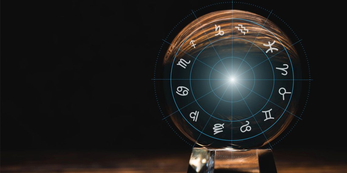 Bola de cristal com os signos do zodíaco - Créditos: depositphotos.com / HayDmitriy