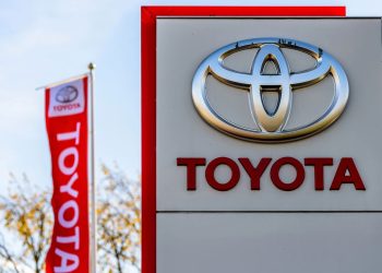 Concessionária Toyota - Créditos: depositphotos.com / jevanto