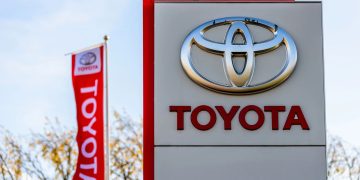 Concessionária Toyota - Créditos: depositphotos.com / jevanto