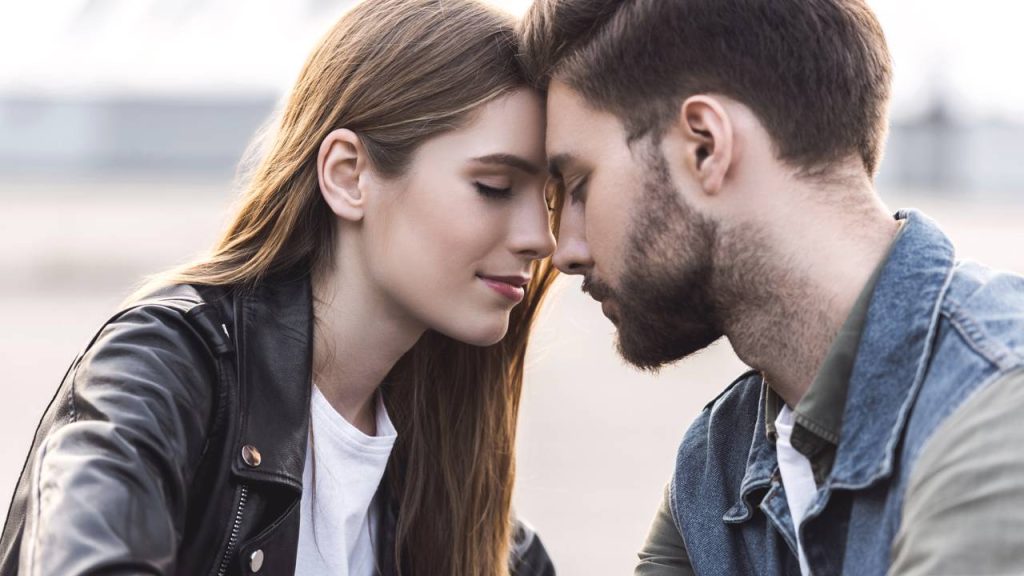 Casal apaixonado - Créditos: depositphotos.com / AllaSerebrina