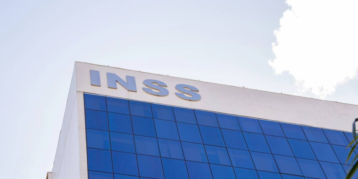 Sede INSS - Créditos: depositphotos.com / AngelaMacario