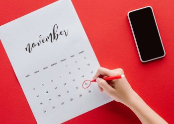 Calendário de novembro - Créditos: depositphotos.com / VadimVasenin