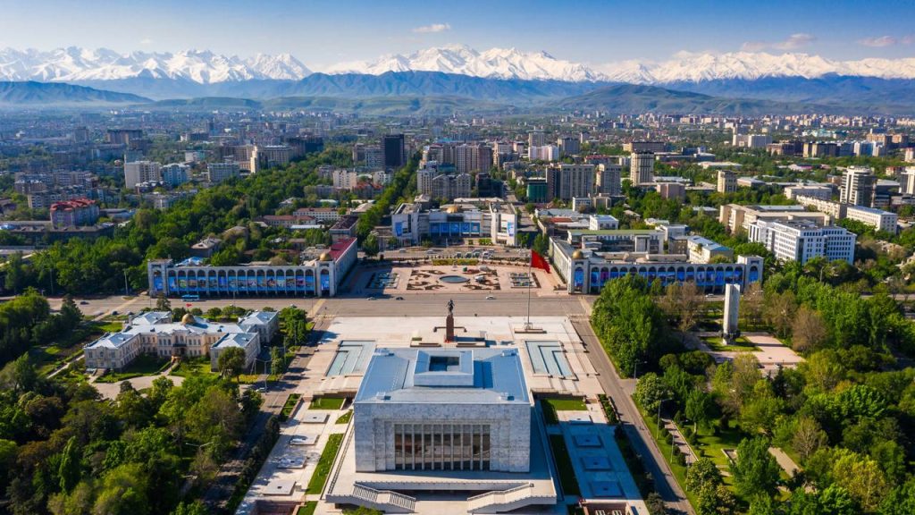 Bishkek, Quirguistão - Créditos: depositphotos.com / freezelime