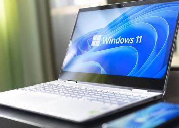 Laptop com Windows 11 - Créditos: depositphotos.com / diy13@ya.ru