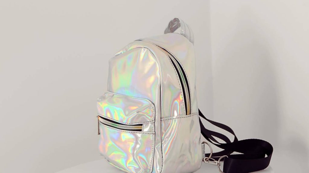 Bolsa holográfica - Créditos: depositphotos.com / serezniy
