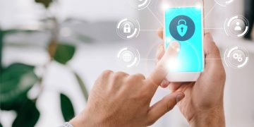 Dicas de segurança para navegar online - Créditos: depositphotos.com / AndrewLozovyi