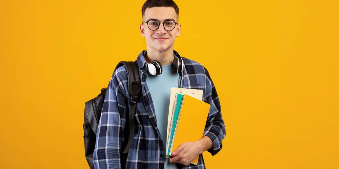 Estudante - Créditos: depositphotos.com / Milkos