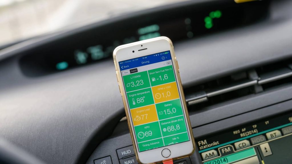 App para acompanhar as estatísticas do veículo - Créditos: depositphotos.com / Afotoeu