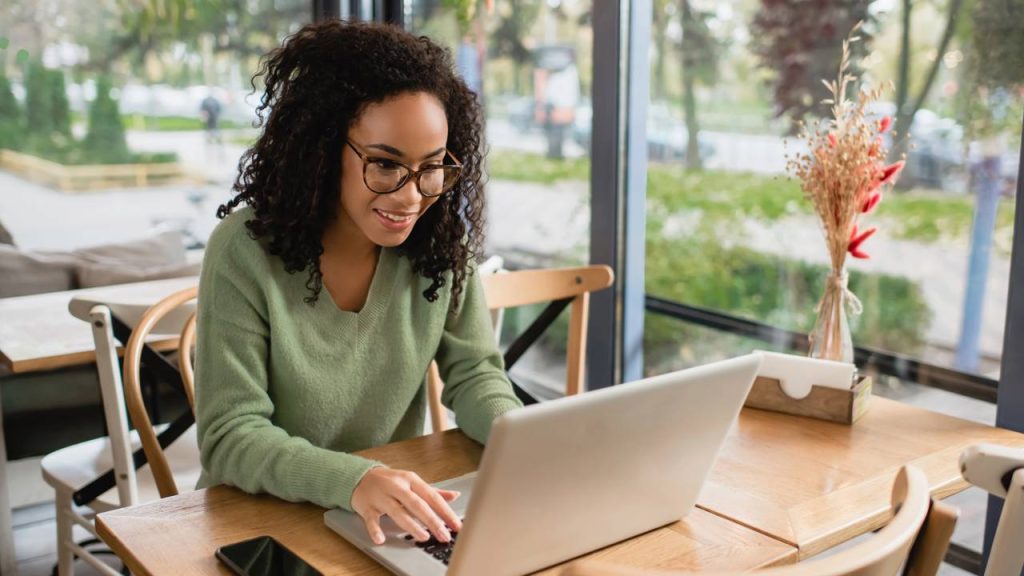 Estudar online - Créditos: depositphotos.com / HayDmitriy