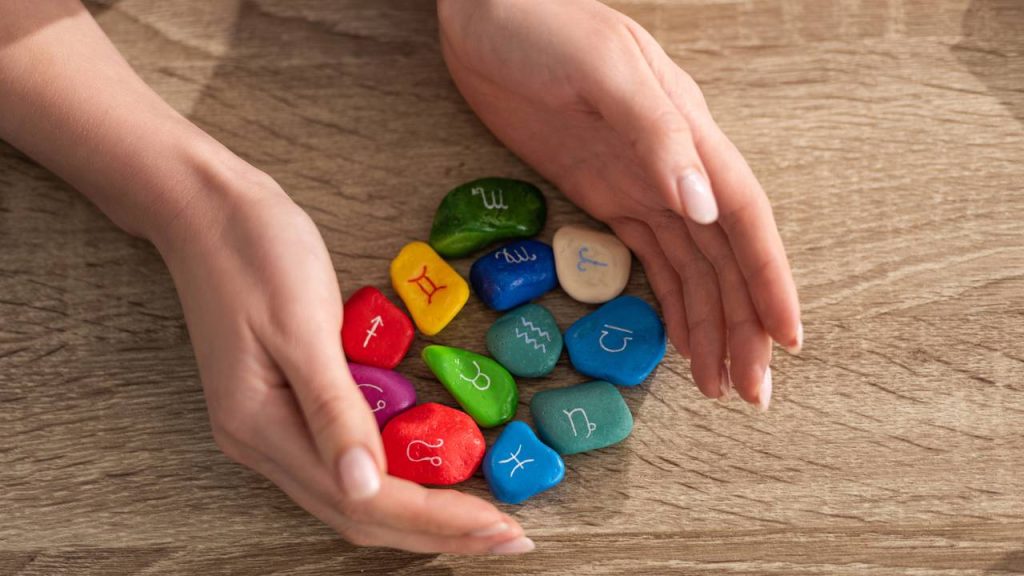 Cristais do zodíaco - Créditos: depositphotos.com / AndrewLozovyi