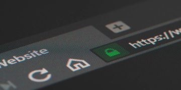 Site seguro - Créditos: depositphotos.com / RobertAx