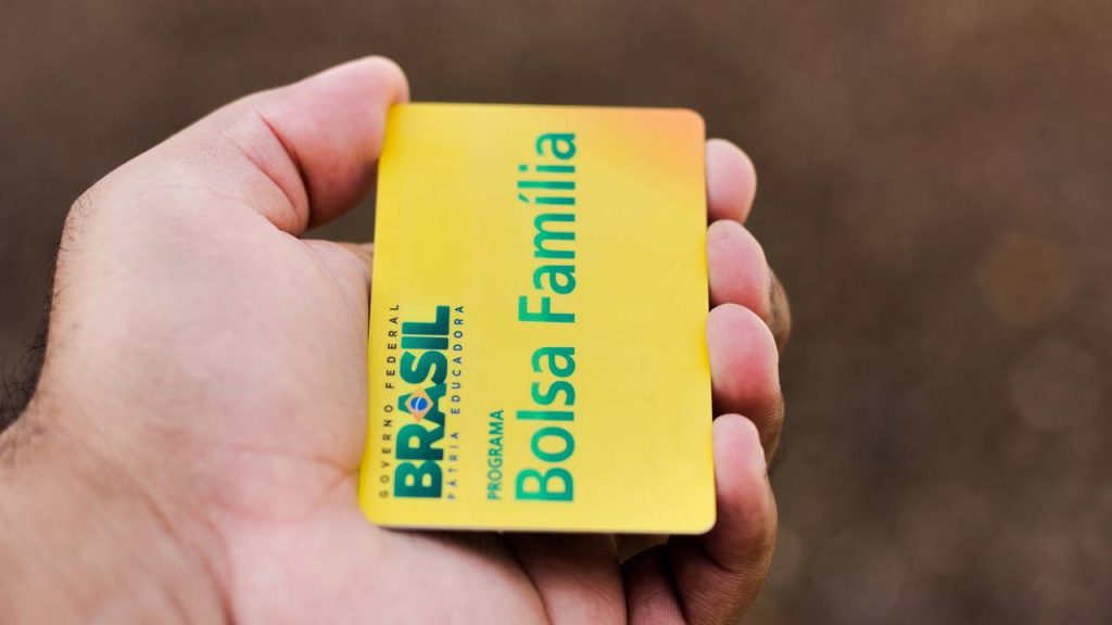 Cartão do Bolsa Família - Créditos: depositphotos.com / rafapress