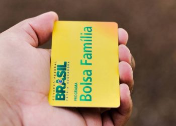 Cartão do Bolsa Família - Créditos: depositphotos.com / rafapress