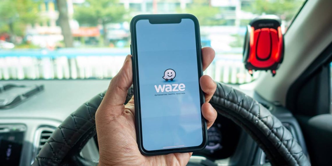 App Waze - Créditos: depositphotos.com / fadhli.adnan19@gmail.com