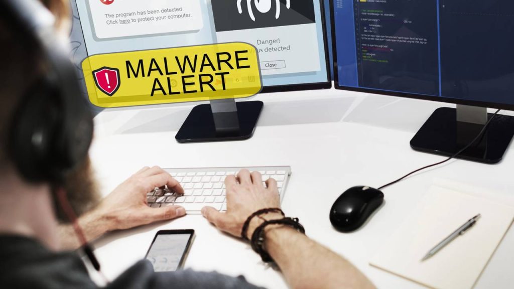 Alerta de malware em PC - Créditos: depositphotos.com / Rawpixel