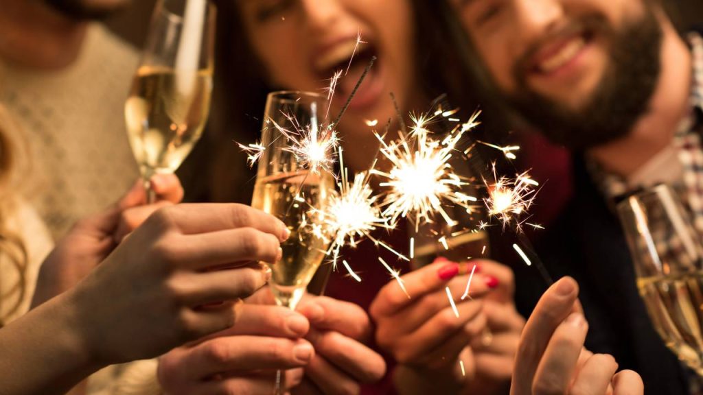 Festa de ano novo - Créditos: depositphotos.com / AlexNosenko