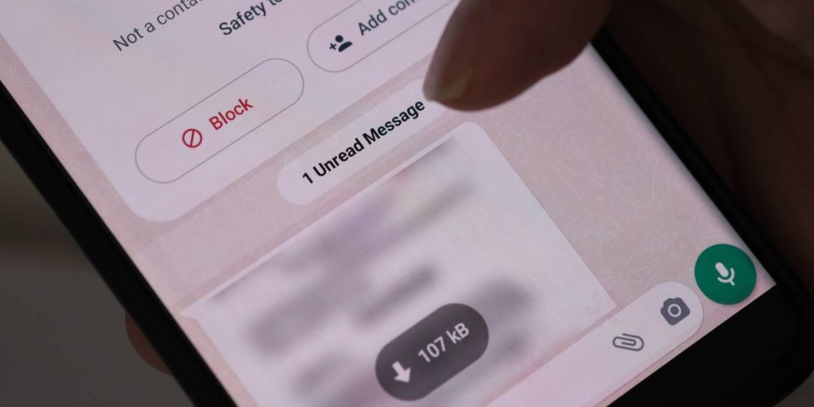 Scam no WhatsApp - Créditos: depositphotos.com / wisely