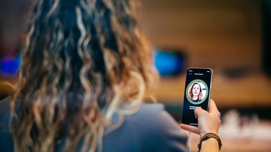 Face ID - Créditos: depositphotos.com / ifeelstock
