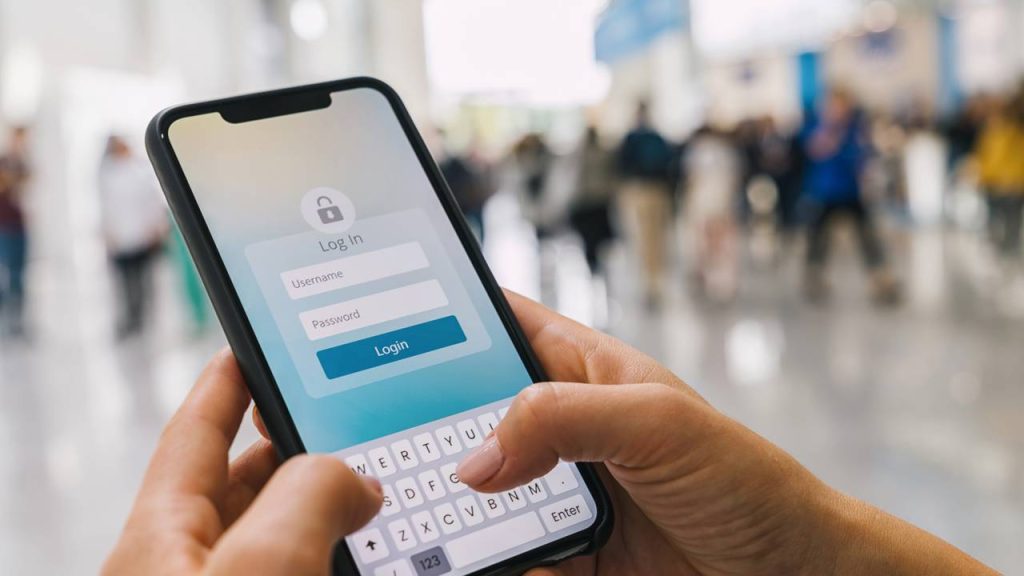 Senha no celular - Créditos: depositphotos.com / rclassenlayouts